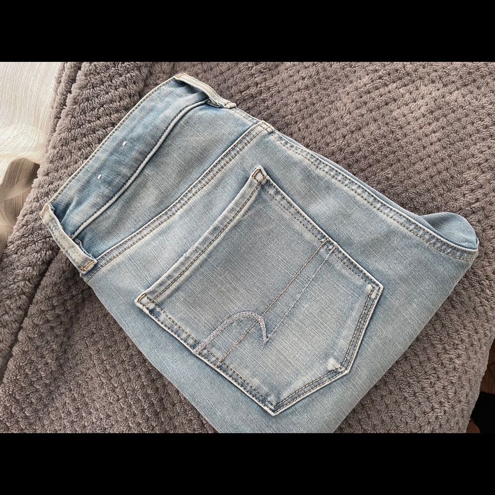 American eagle 360 next level stretch size 6